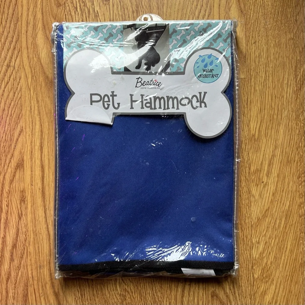 Pet hammock NWT
